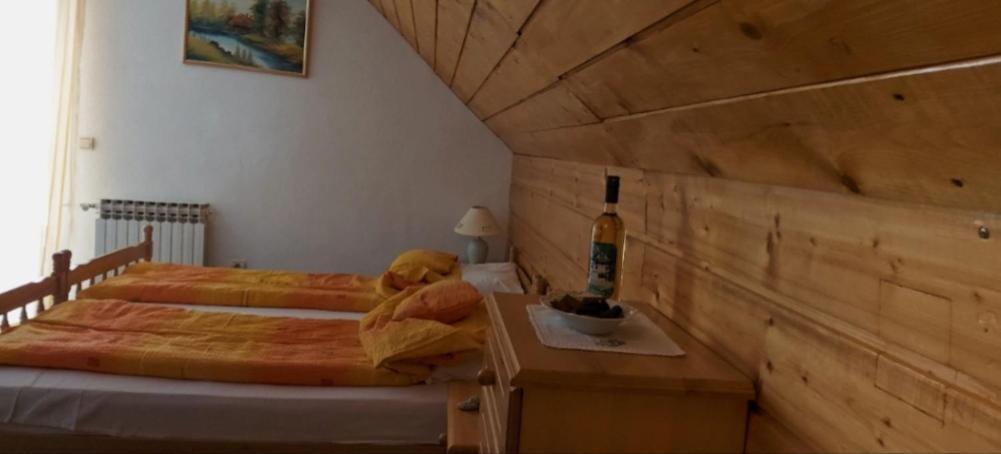 יהורינה Bed And Breakfast Vila Lala מראה חיצוני תמונה