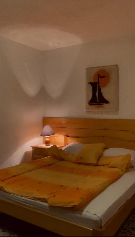 יהורינה Bed And Breakfast Vila Lala מראה חיצוני תמונה